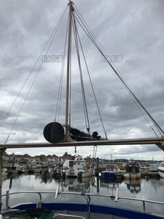 Ss gantree mast and sail - ID:125255