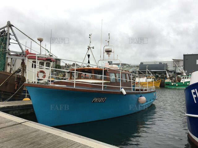 38ft angling boat - picture 1
