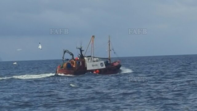 McDuff wooden trawler - picture 1