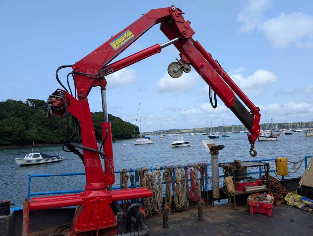 Hydraulic Knuckle Crane