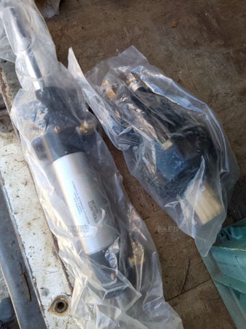 HYDRAULIC STEERING RAM AND HELM