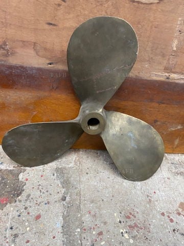 29" LH propellor