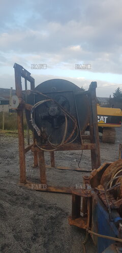 Trawl winch, double net drumb, and other equiment - ID:121137