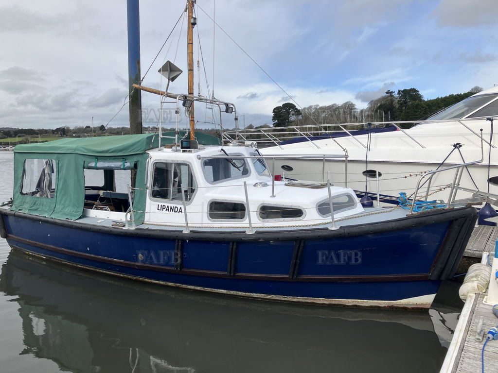 Cheverton 27 workboat