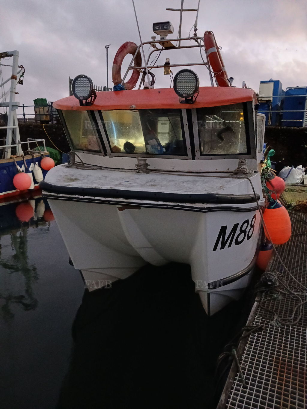 Twinseas