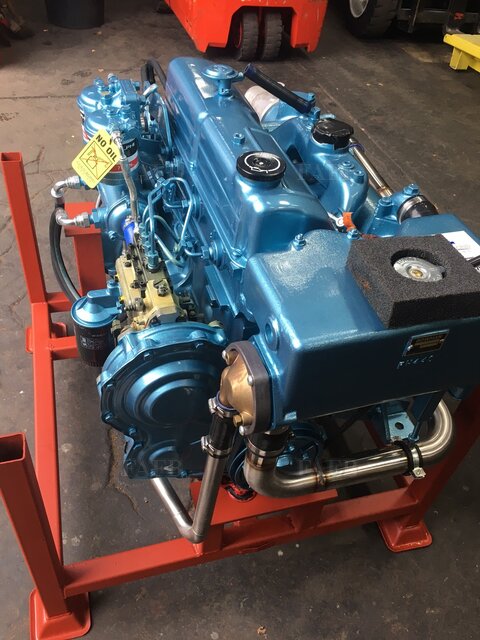 Ford Marine Engines - picture 1
