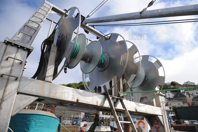 Spencer Carter trawl winches - picture 1