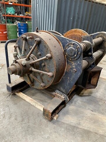 Second hand Split winches for sale. - picture 1