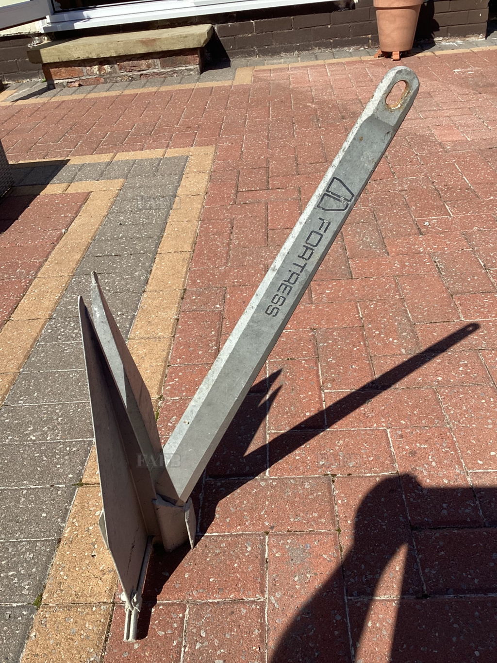 Fortress anchor