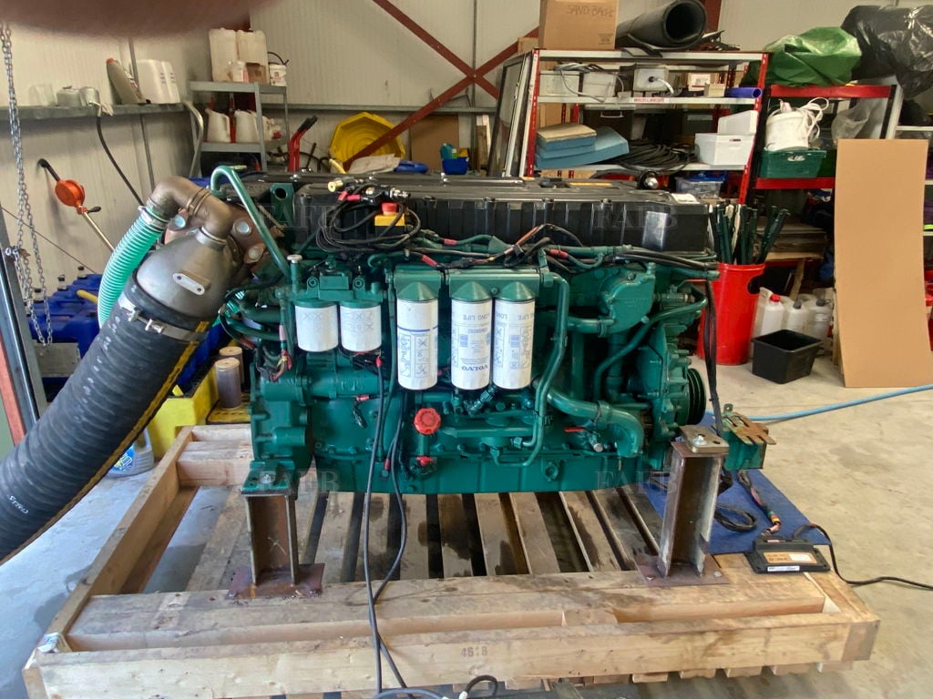 Volvo D12 450 MH
