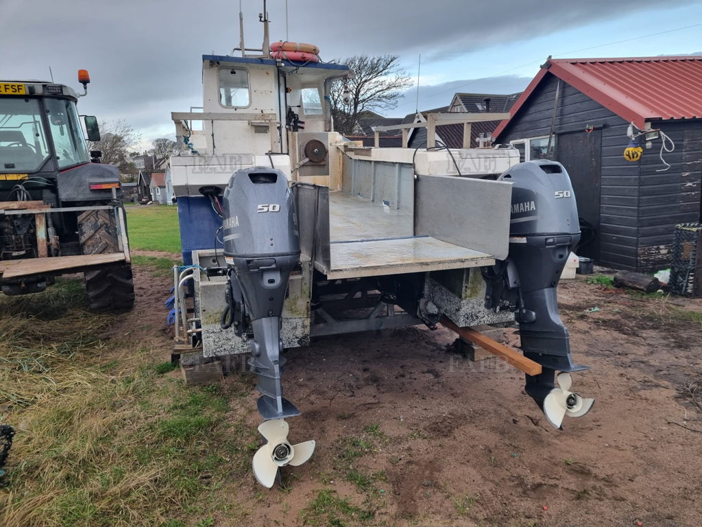 2 x Yamaha F50 outboards with XL shafts