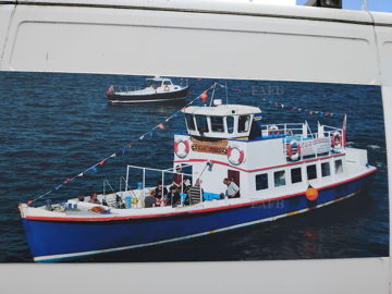 Passenger boat