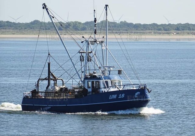 Shrimper/trawler - picture 1