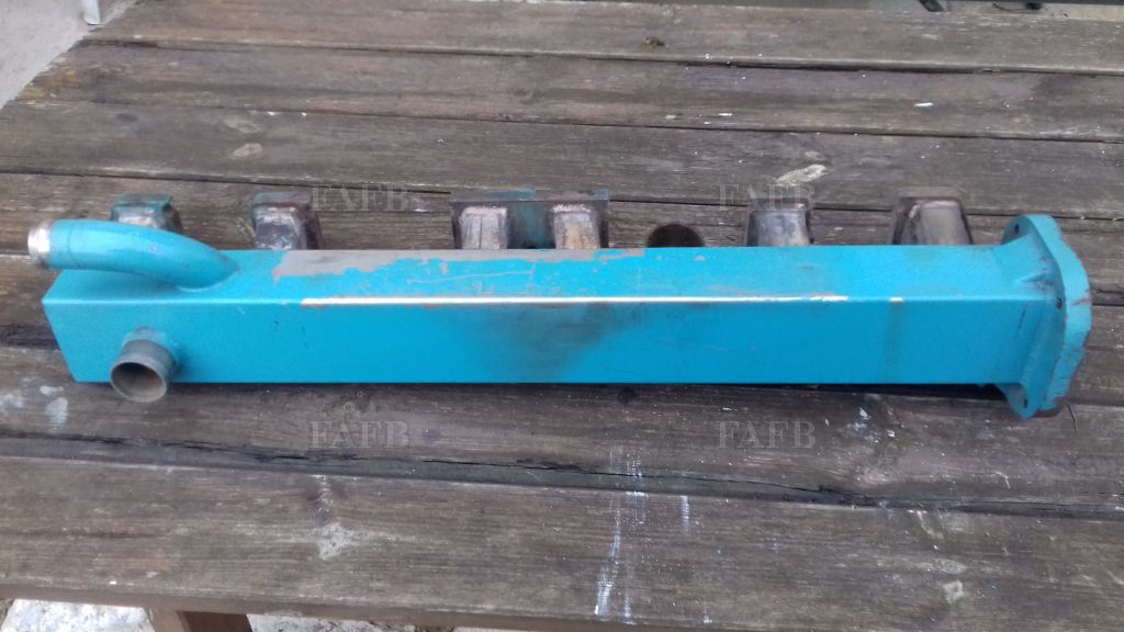 Sabre Marine Stainless Steel  Manifold for 6 cylinder Ford.