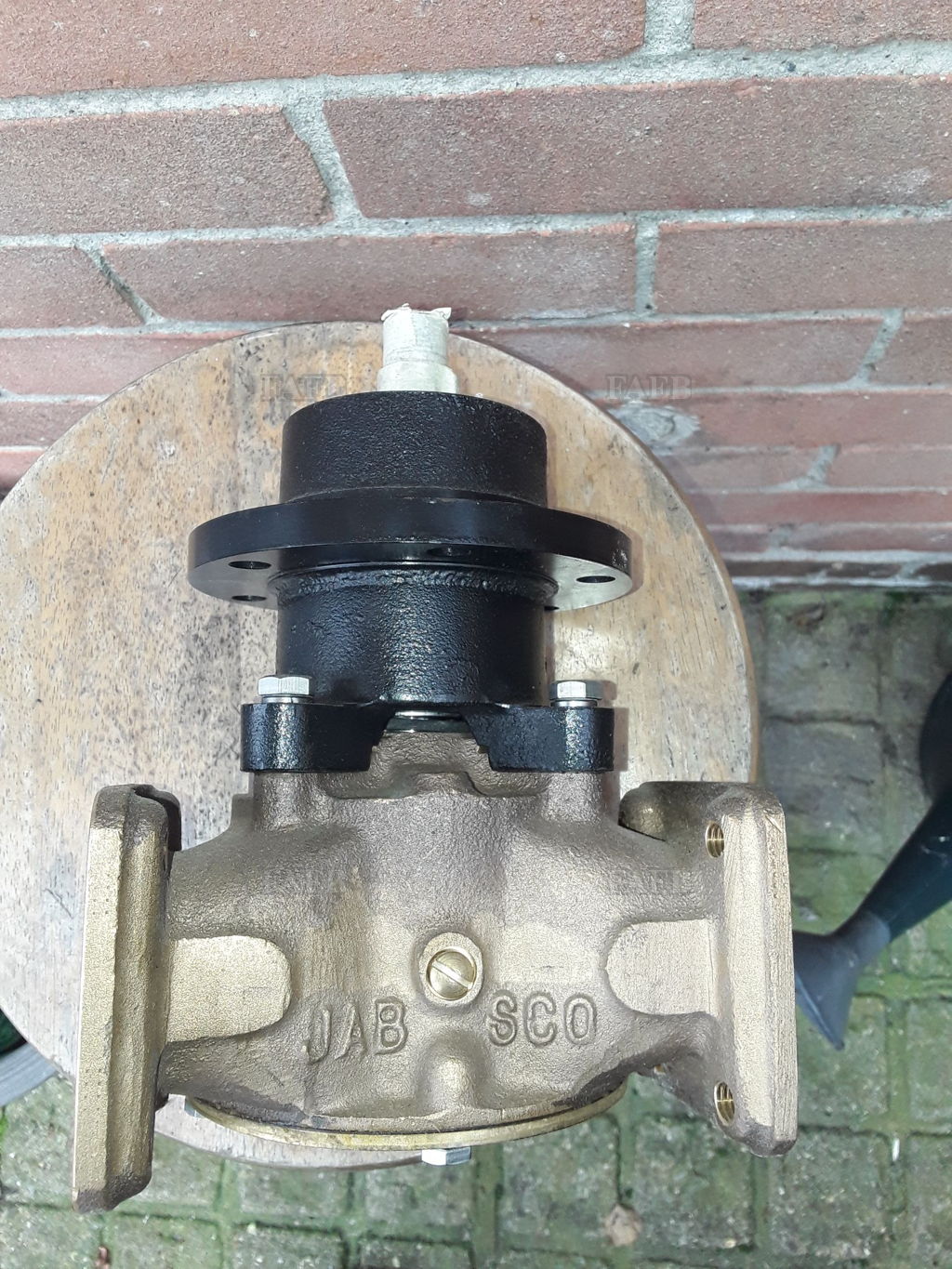 VOLVO PENTA PUMP