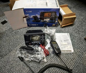ICOM IC-M506 GE Transceiver - AIS VHF Radio M506 | RIB | Boat |Waterproof | GPS