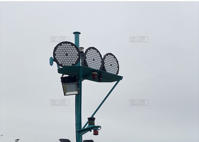 AAA CREE SPOT LIGHTS . From £445+Vat WWW. AAAWEB. CO. UK - picture 1
