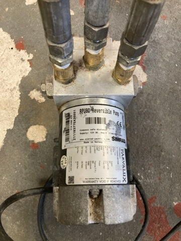 Simrad auto pilot pump