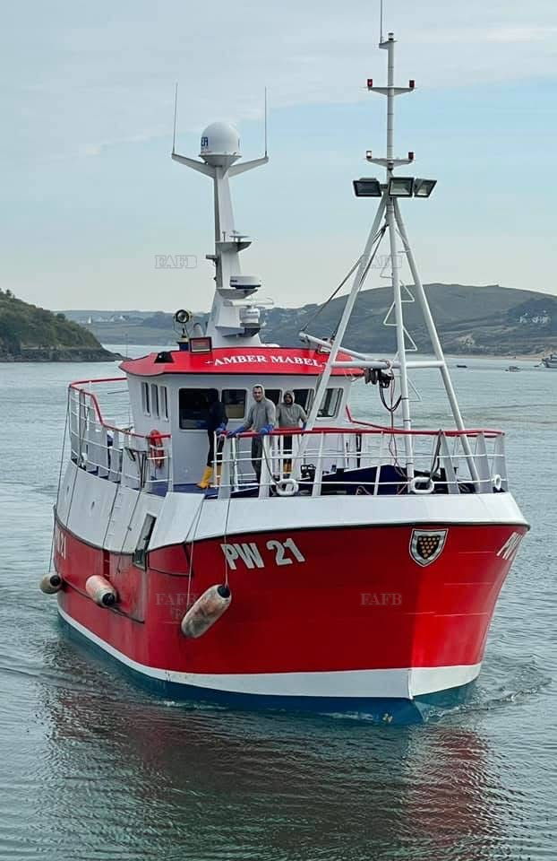 Skipper for Modern Crab boat