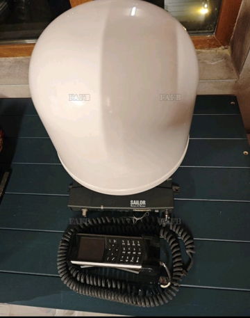 SAILOR THRANE & THRANE TT-3739A TERMINAL & Antenna. Sat Coms. Fleet Broadband.