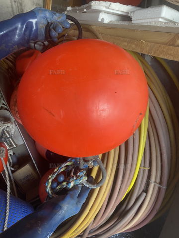 Mooring bouys