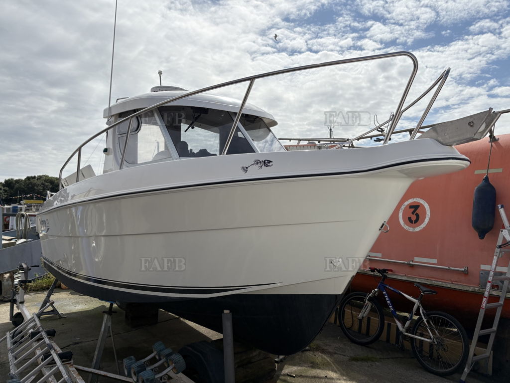 Arvor 23