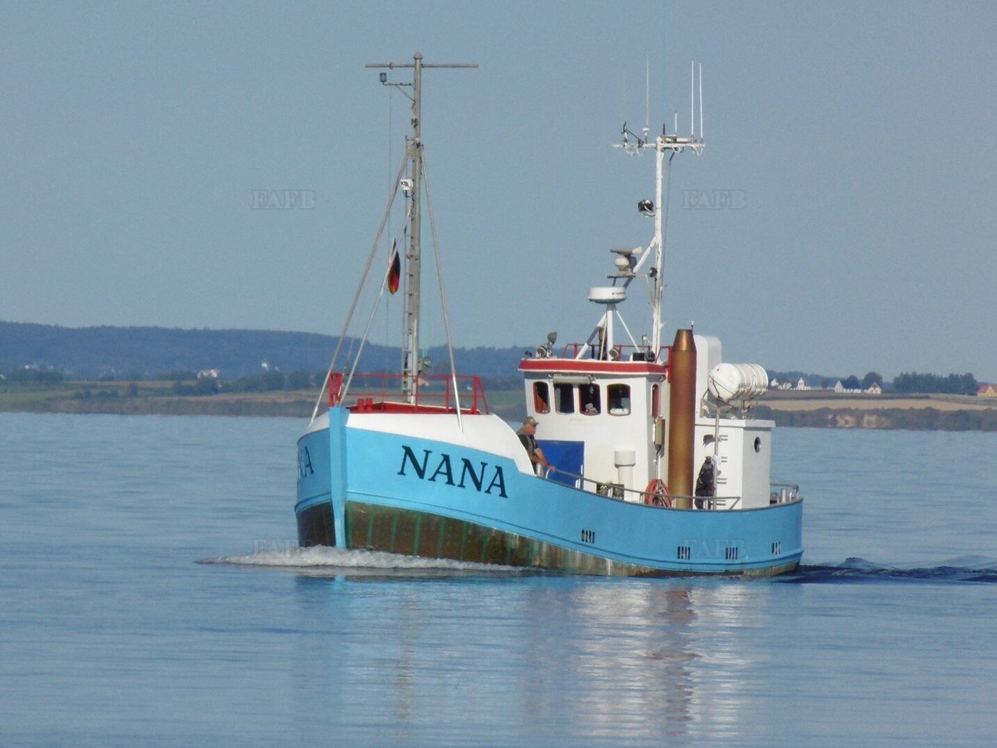 Large picture for advert 120403