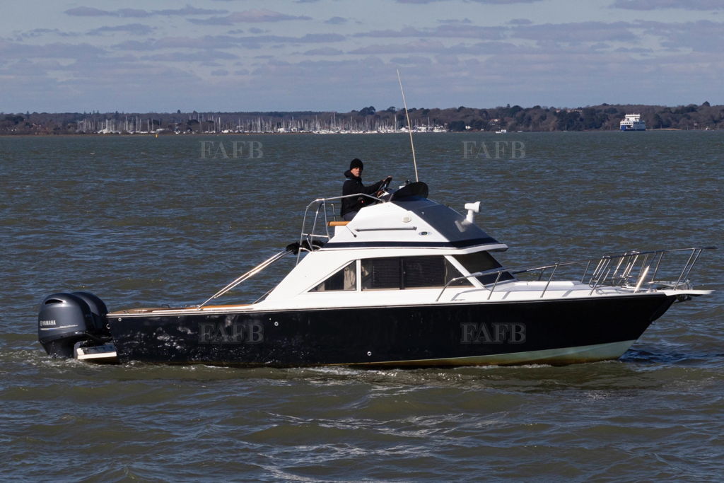 Bertram 28 with twin outboards conversion