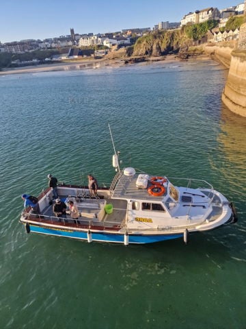 Offshore 32