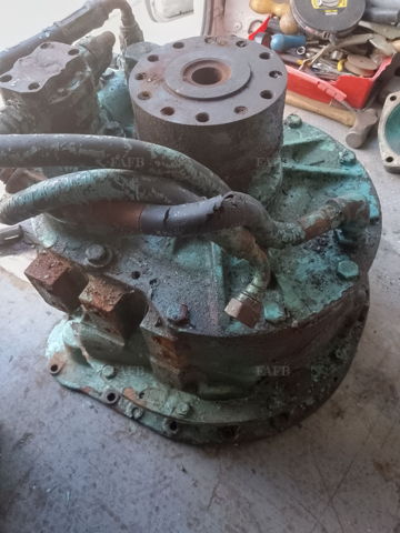 TWIN DISC GEARBOX