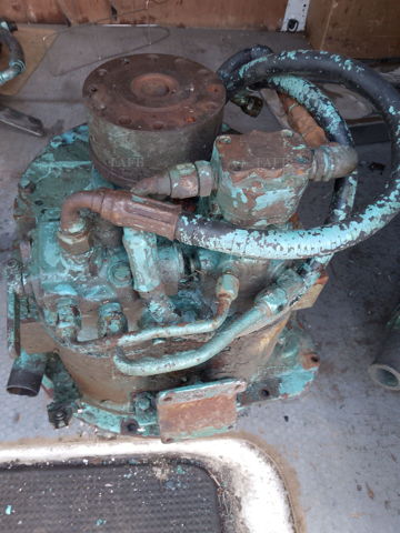 TWIN DISC GEARBOX
