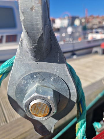 2 TON SWL TRAWL BLOCKS