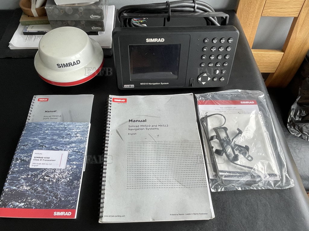 Simrad MX510 navigation system