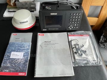 Simrad MX510 navigation system