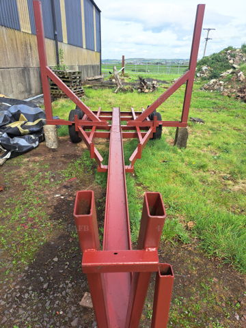 Twin wheel boat trailer