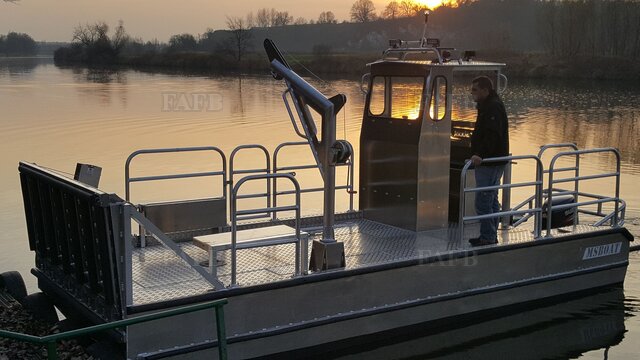 6.1m Workboat - picture 1