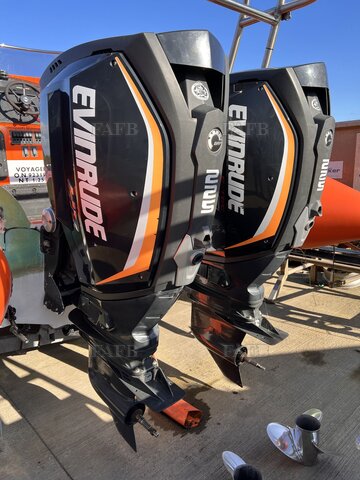 2019 -  Twin Evinrude 225 hp G2 E- Tec HO outboard  engines