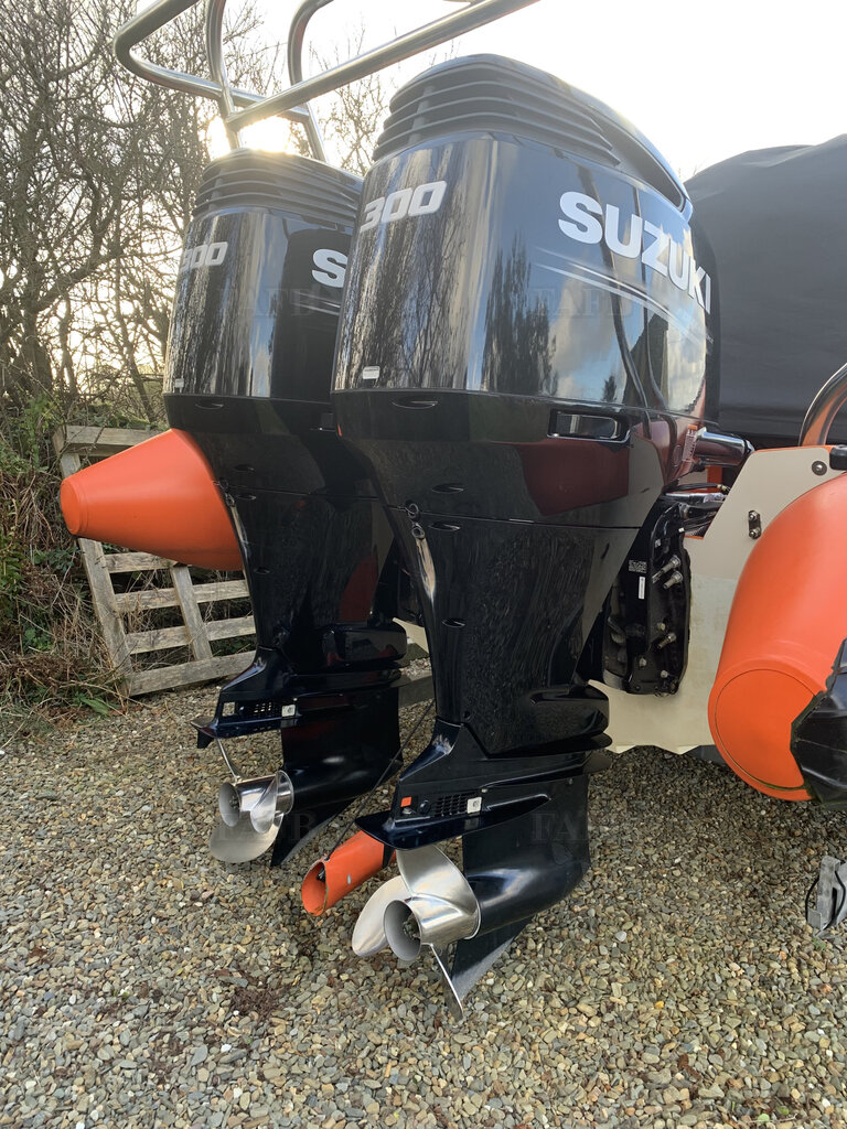 2021 Suzuki 300 HP Twin Outboards