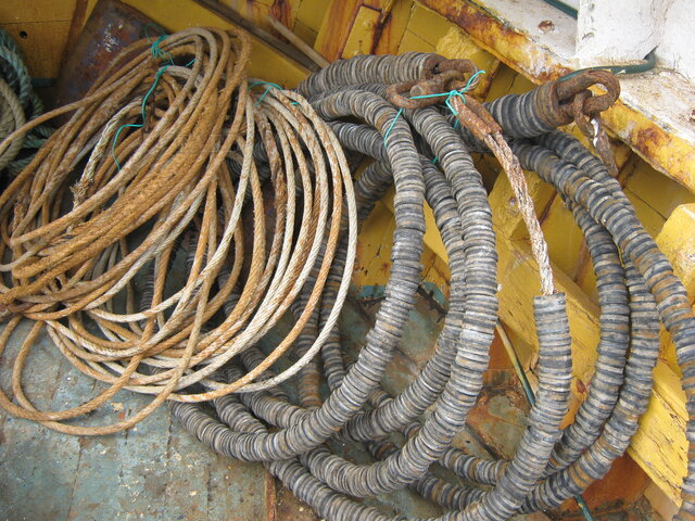 Scraps and wirerope for sale - picture 1