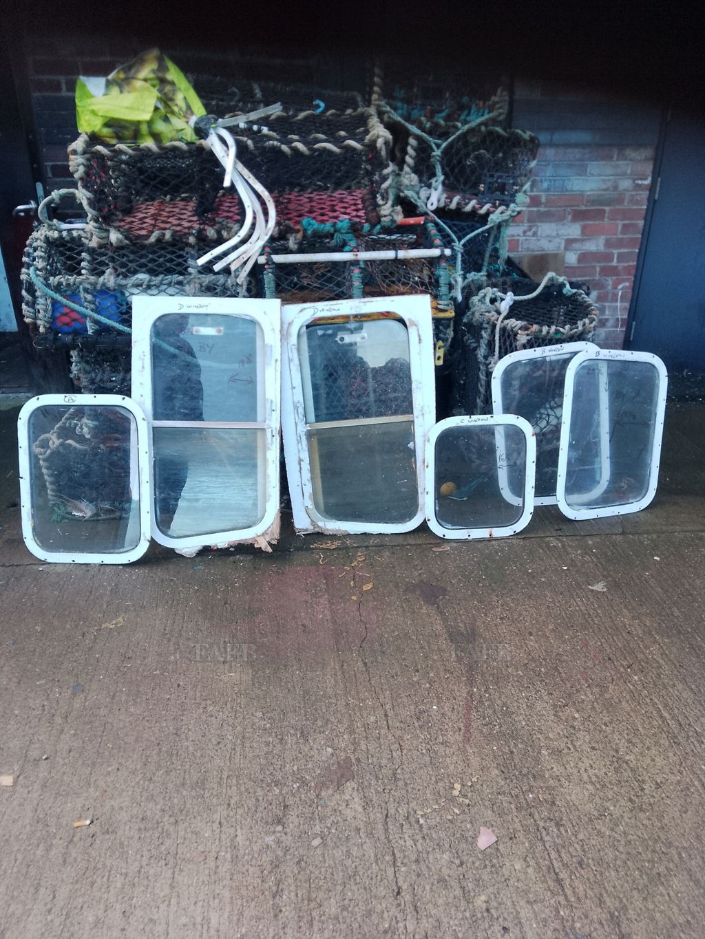 6 Boat windows