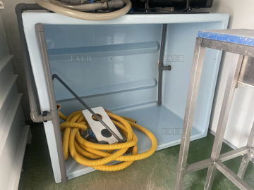 Live Shellfish Tank