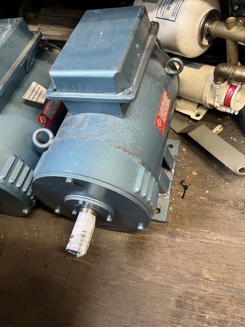 Used or new 175 amp trans motor - picture 1