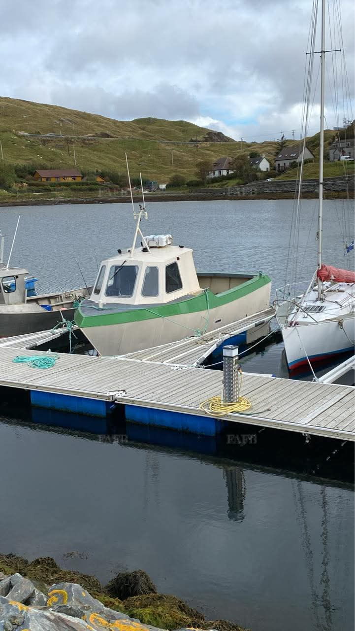 Steel planing hull