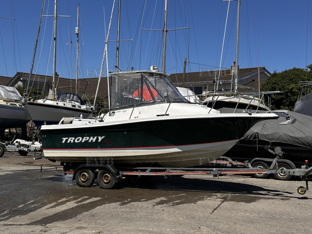 Bayliner Trophy 2152