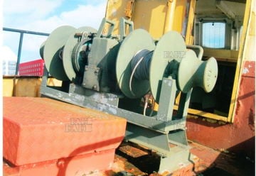 Hydraulic trawler fishing boat stern trawl winch from 10m steelcraft.