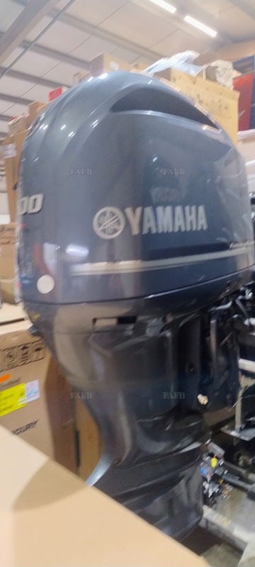 Yamaha 300hp Outboard & Accessories (2018)