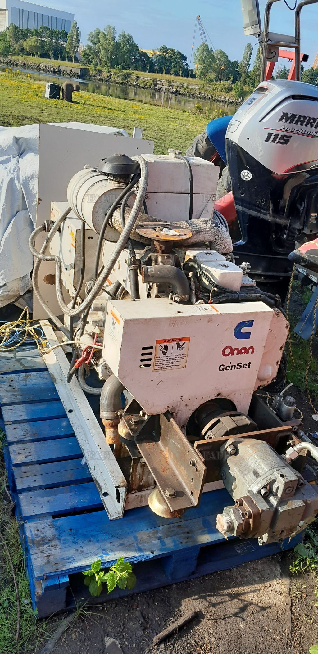 Cummins Onan Marine Generator