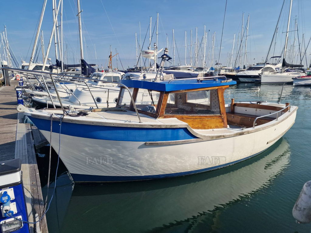 Tamar 24 Fishing
