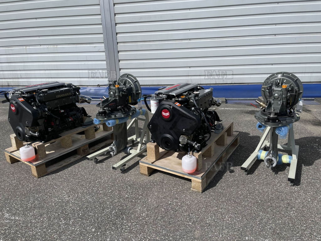 Catamaran YANMAR propulsion 2x4JH57 + 2xSD60-5 Ratio 2.23