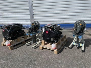 Catamaran YANMAR propulsion 2x4JH57 + 2xSD60-5 Ratio 2.23